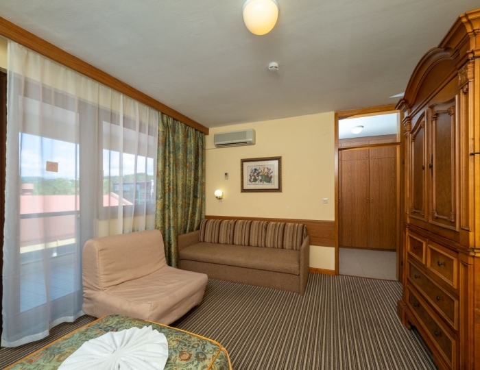 Стандарт 3-местный с балконом - Пансионат «Шексна»