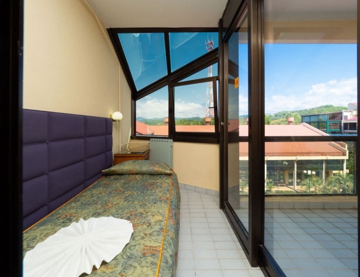 Стандарт 3-местный с балконом - Пансионат «Шексна»